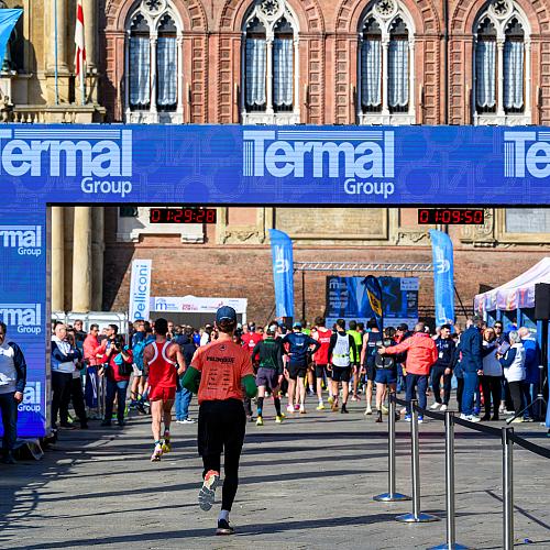 3acf4 bologna marathon 2025 foto rdb 087jpg